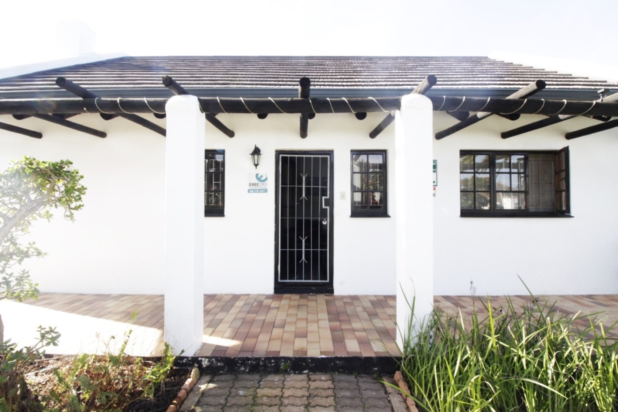 6 Bedroom Property for Sale in Ferreira Town Eastern Cape